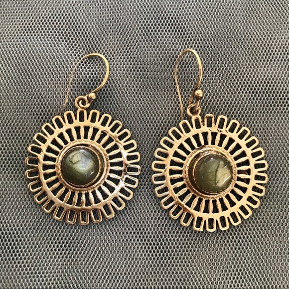 Bohemian Golden Sunburst Earrings - Picture 4 of 4